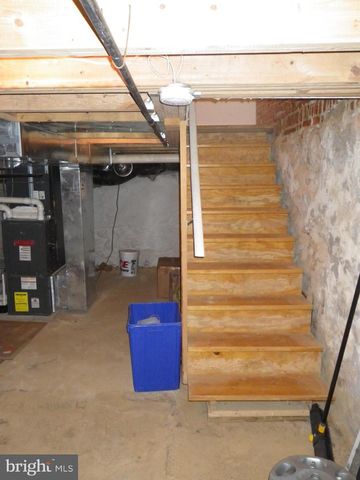 523 N BUDD ST, Philadelphia, PA 19104