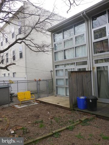 523 N BUDD ST, Philadelphia, PA 19104