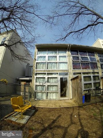 523 N BUDD ST, Philadelphia, PA 19104