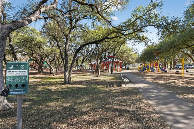 9709 Meadowheath DR, Austin, TX 78729