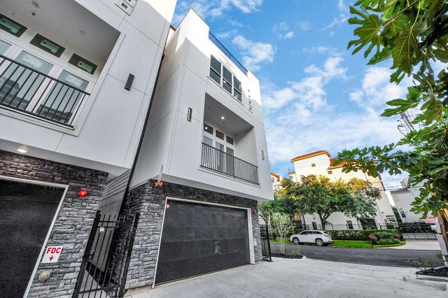 4819 Austin Street B, Houston, TX 77004