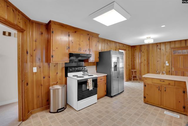 3002 Hilldale Road, West Columbia, SC 29170