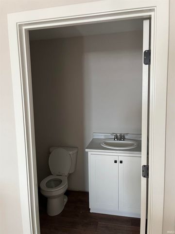 979 Arthur Heights Drive, Fort Wayne, IN 46818