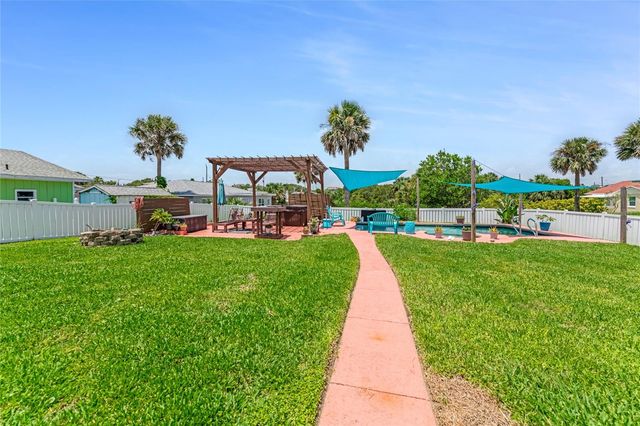 1910 MARILYN STREET, Daytona Beach, FL 32118