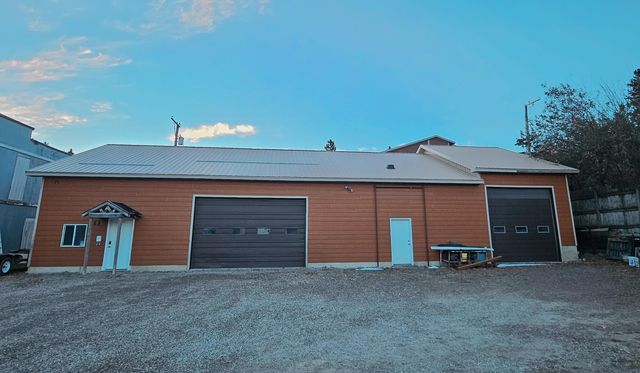 W 513 Watson ST, Lewistown, MT 59457 property photo