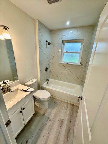 4416 Sarazen Drive, Mesquite, TX 75150