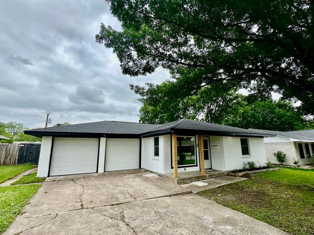 4416 Sarazen Drive, Mesquite, TX 75150