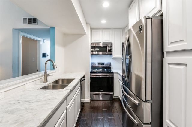 6646 E Lovers Lane 902, Dallas, TX 75214