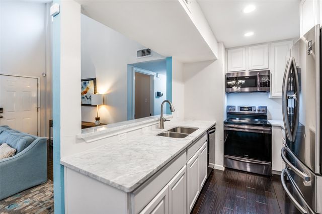 6646 E Lovers Lane 902, Dallas, TX 75214