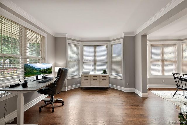 1297 E Lincoln Street, Birmingham, MI 48009