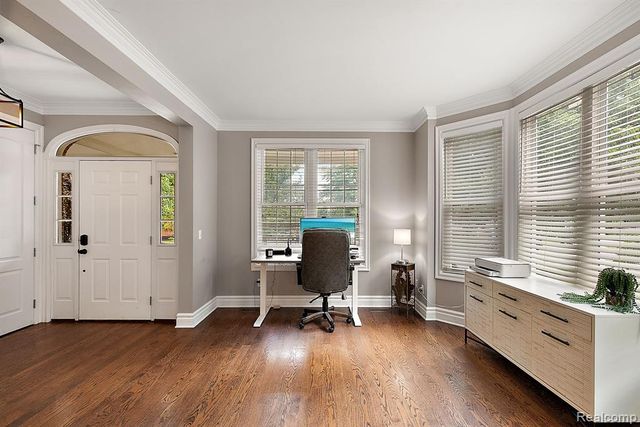 1297 E Lincoln Street, Birmingham, MI 48009