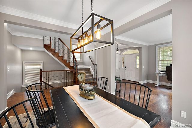 1297 E Lincoln Street, Birmingham, MI 48009