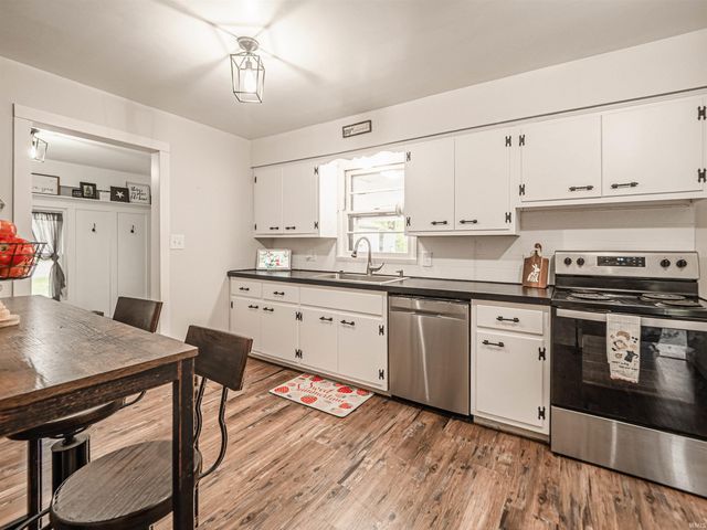 10317 Old Highway 62 Highway, Mount Vernon, IN 47620