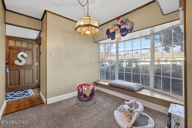 109 E Pasadena Rd, Oak Ridge, TN 37830