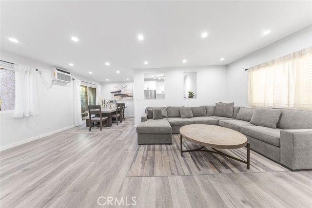 3010 Montrose Avenue 26, La Crescenta, CA 91214