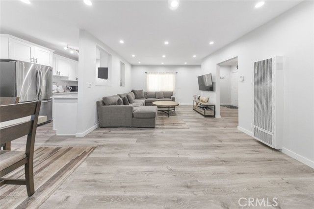 3010 Montrose Avenue 26, La Crescenta, CA 91214