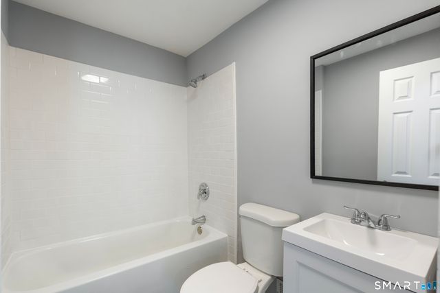 20 George Street, Naugatuck, CT 06770