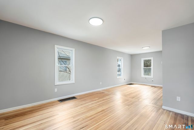 20 George Street, Naugatuck, CT 06770