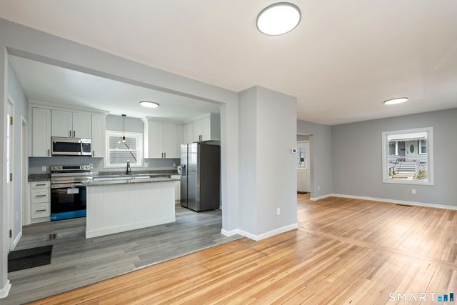 20 George Street, Naugatuck, CT 06770