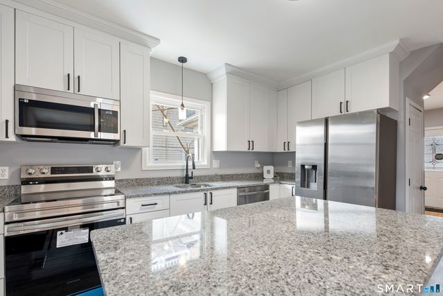 20 George Street, Naugatuck, CT 06770