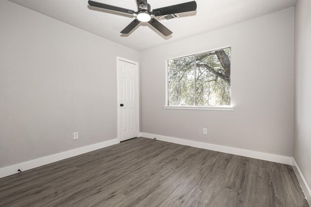 1539 Ridgebriar Drive, Houston, TX 77014