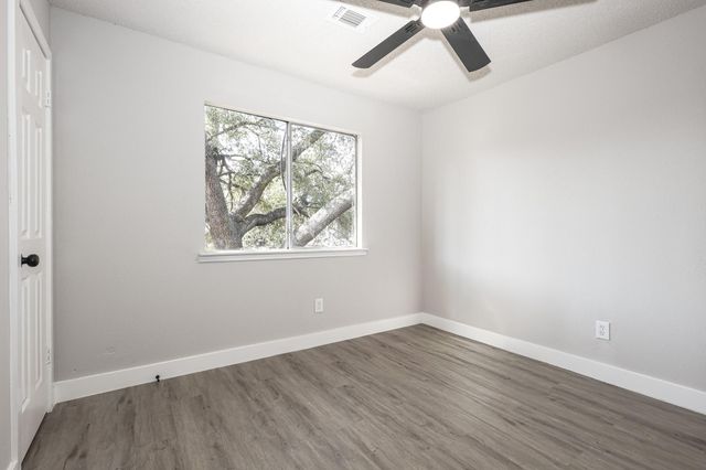 1539 Ridgebriar Drive, Houston, TX 77014