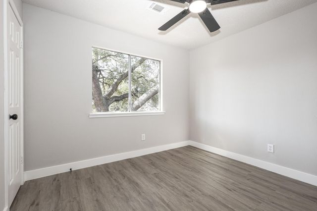 1539 Ridgebriar Drive, Houston, TX 77014