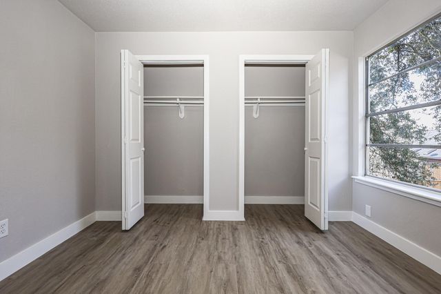 1539 Ridgebriar Drive, Houston, TX 77014