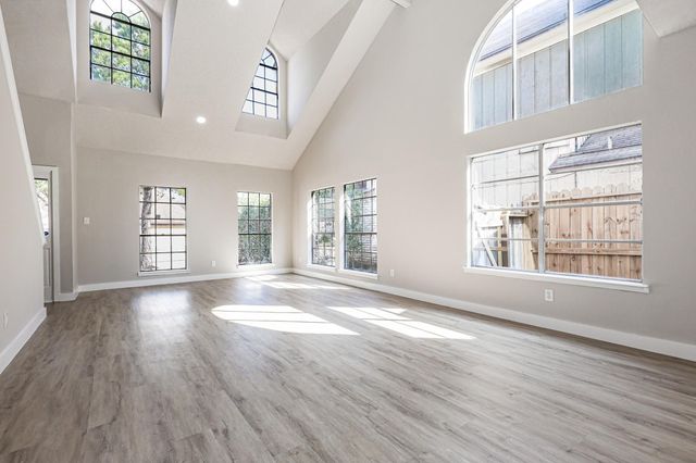 1539 Ridgebriar Drive, Houston, TX 77014