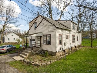 8521 Sheridan Drive, Clarence, NY 14221
