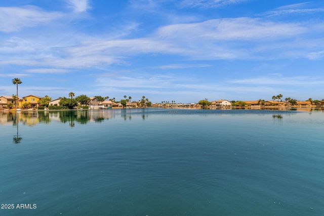 9019 W ACOMA Drive, Peoria, AZ 85381