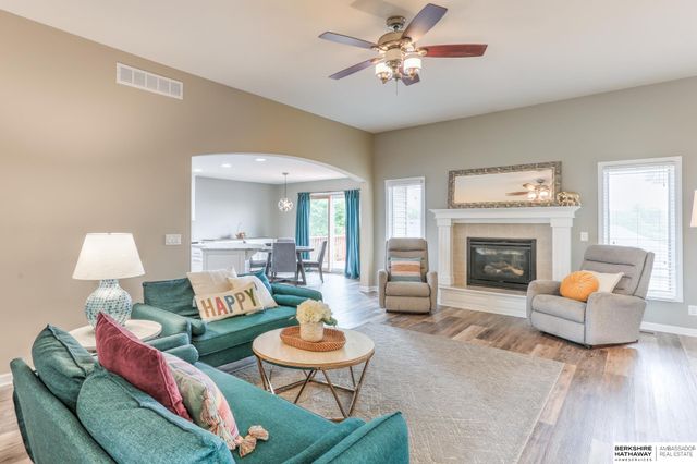 14954 Ellison Avenue, Omaha, NE 68116