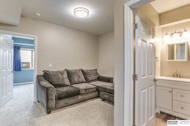 14954 Ellison Avenue, Omaha, NE 68116