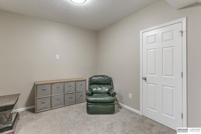 14954 Ellison Avenue, Omaha, NE 68116