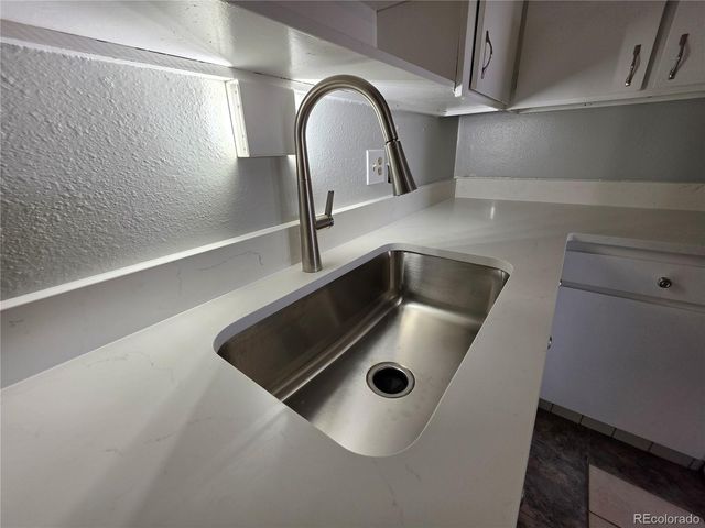 1306 S Parker Road 277, Denver, CO 80231