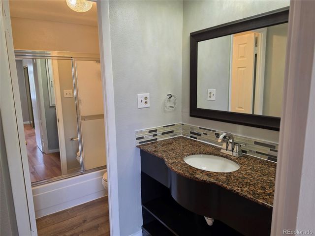 1306 S Parker Road 277, Denver, CO 80231