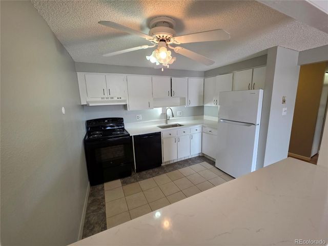 1306 S Parker Road 277, Denver, CO 80231