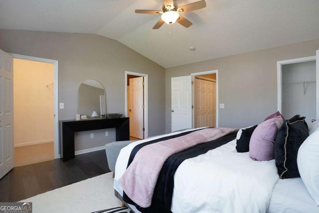 5338 Creekview Lane, Morrow, GA 30260