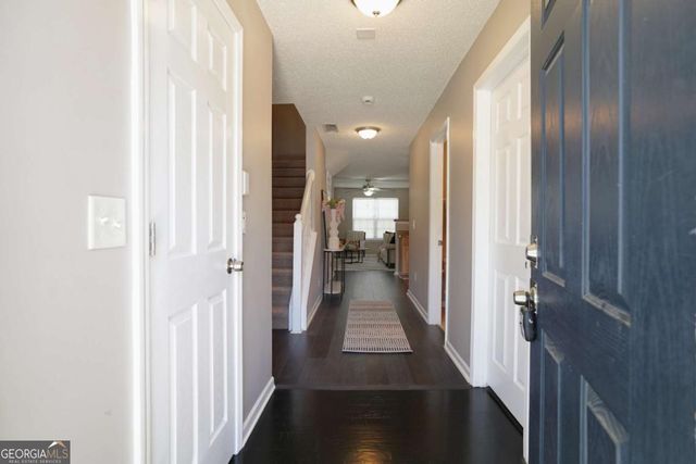 5338 Creekview Lane, Morrow, GA 30260