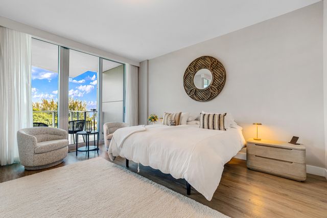 701 N Fort Lauderdale Beach Boulevard, Fort Lauderdale, FL 33304
