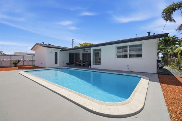 9241 Sunset Strip, Sunrise, FL 33322