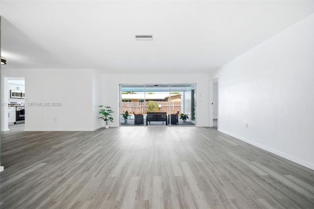 9241 Sunset Strip, Sunrise, FL 33322