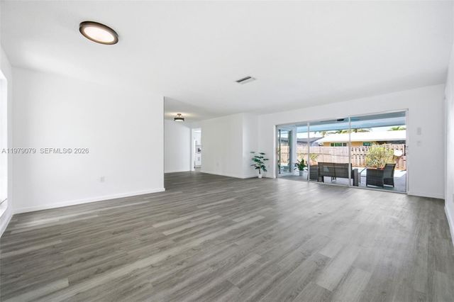 9241 Sunset Strip, Sunrise, FL 33322