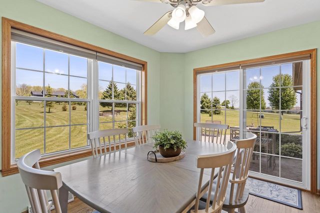 S102W21550 Kelsey DRIVE, Muskego, WI 53150