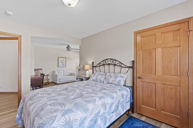 S102W21550 Kelsey DRIVE, Muskego, WI 53150