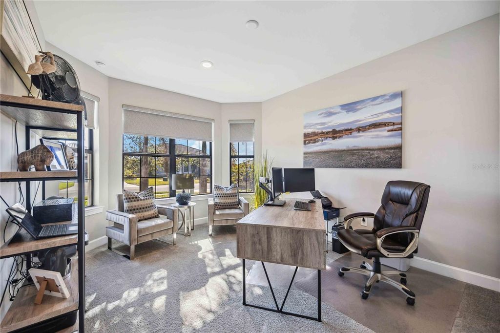 Image 22 of property listing at 17530 NORTHWOOD PLACE, Bradenton, FL 34202