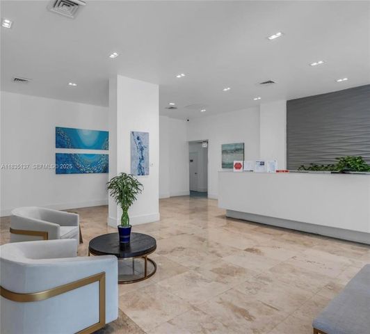 2201 S Ocean Drive 1705, Hollywood, FL 33019