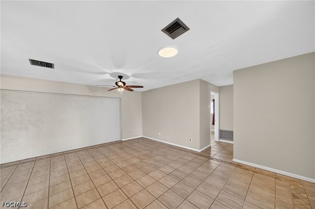 1129 SE 18th TER, Cape Coral, FL 33990