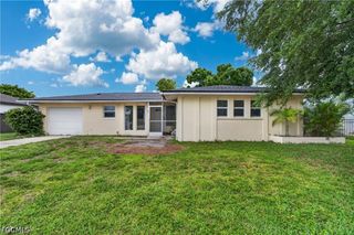 1129 SE 18th TER, Cape Coral, FL 33990