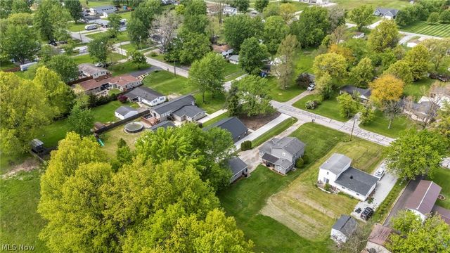 33743 Henwell Road, Columbia Station, OH 44028